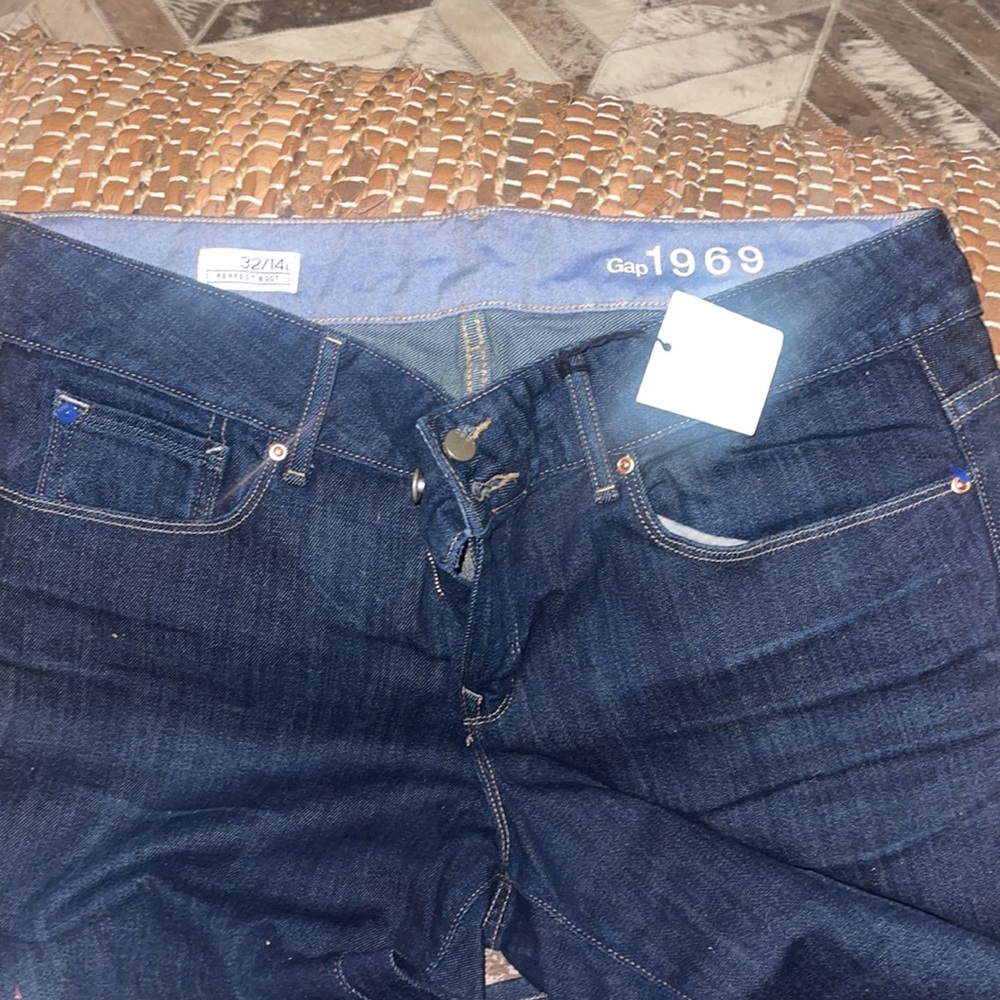 Jeans - Picture 2 of 5